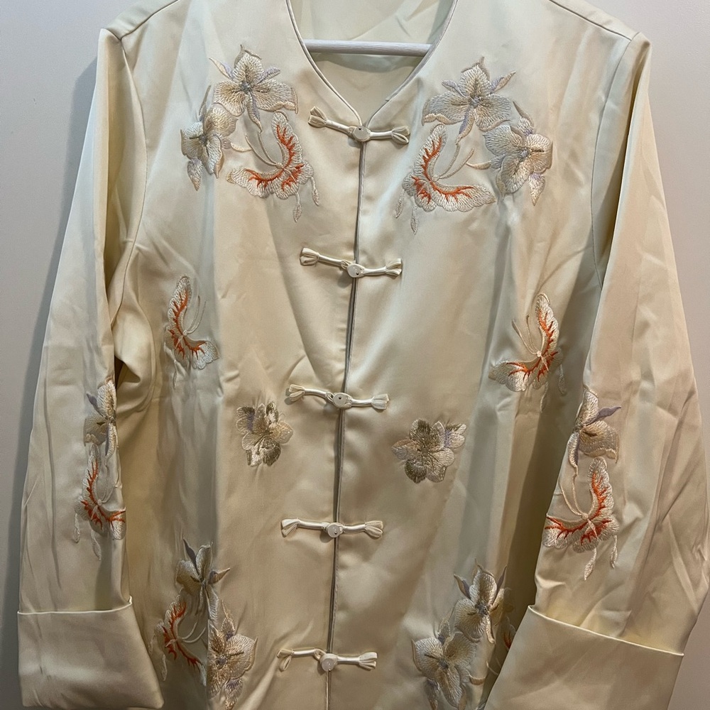 Elegant Cream Embroidered Silk Jacket